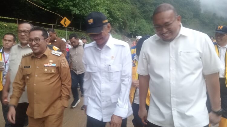 Andre Rosiade Desak Menteri PU Percepat Tol Sicincin-Bukittinggi