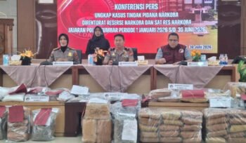 Kompresi pers di Mapolda Sumbar, Selasa (30/6).
Foto: Istimewa