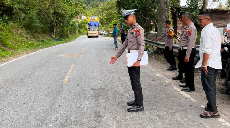 Gagal Dahului Bus Saat Pakai Vario, Mahasiswi Asal Sijunjung Tewas Kecelakaan di Solok