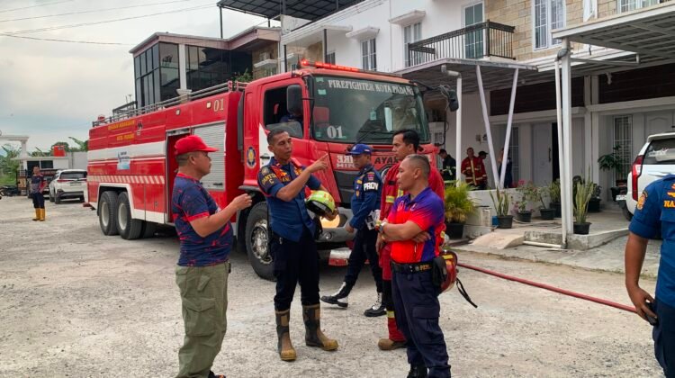 Bakar Sampah Picu Kebakaran Rumah di Gunung Pangilun