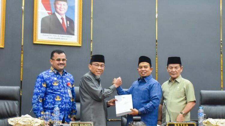 DPRD Padang Setujui Ranperda Perubahan APBD 2026, Pemko Sampaikan KUA-PPAS 2027
