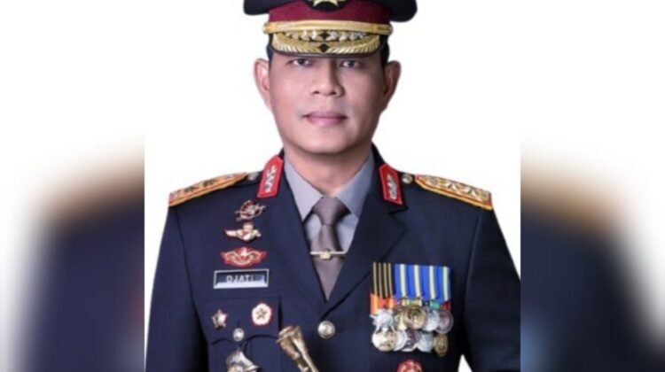 Resmi Pimpin Polda Sumbar, Ini Perjalanan Karier Irjen Djati