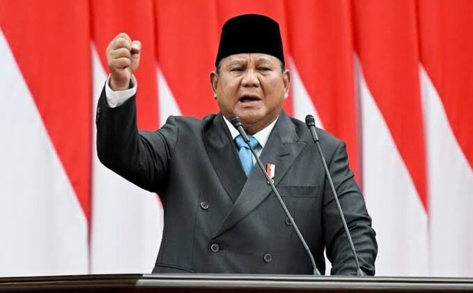 Prabowo Setujui Harga BBM untuk Nelayan Rp15 Ribu per Liter