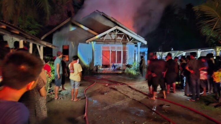 Lupa Matikan Kompor, Lansia di Padang Pariaman Nyaris Tewas Akibat Kebakaran Rumah