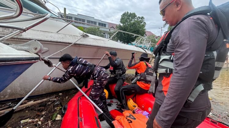 Dua Pelajar yang Hanyut di Padang Ditemukan Meninggal Dunia, Satu Ditemukan di Perairan Bungus