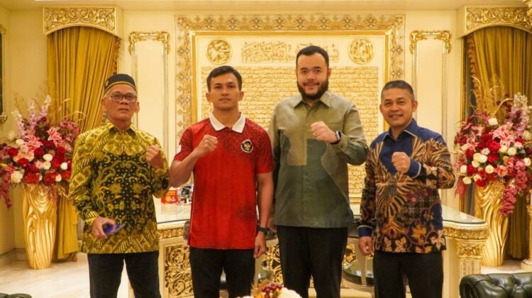 Atlet Gulat Asal Padang, Gilang Ilhaza Perkuat Indonesia di Asian Games 2026