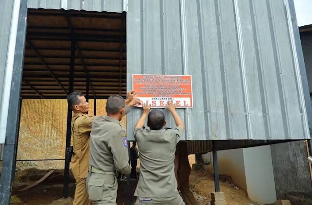 Tiga Bangunan Tak Berizin Disegel Pemko Payakumbuh