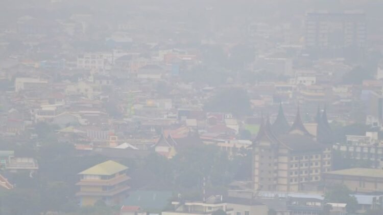 Mengenal Udara Kabur, Fenomena Atmosfer yang Membuat Jarak Pandang Menurun