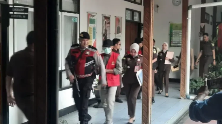 Kejari Padang Panjang Tetapkan Tiga Tersangka Dugaan Korupsi Jalan Pasar Sayur Busur