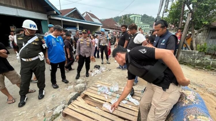 Polisi Gerebek Kampung Narkoba Gaung Padang, 12 Orang Diamankan