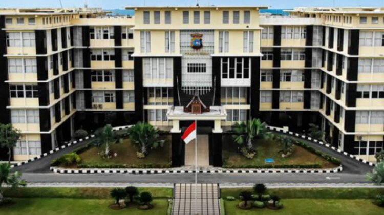 Tongkat Komando Polda Sumbar Beralih, Jawari Gantikan Djati Wiyoto